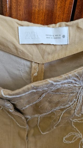 Pantalón Zara Beige Flores