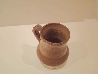 Jarra de barro artesanal