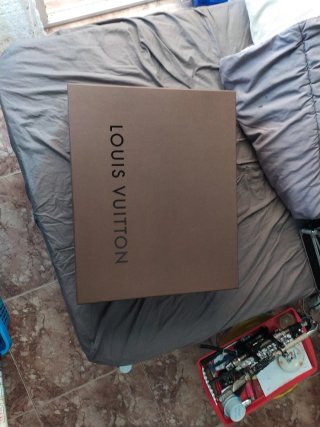 Caja Louis Vuitton