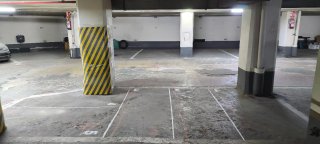Se vende raya de garaje de 12,5 metros cuadrados