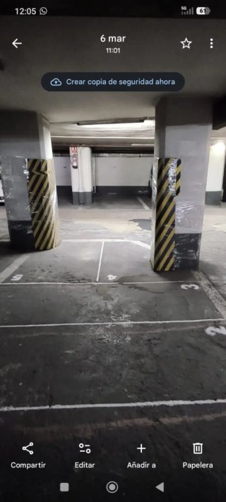 Se vende raya de garaje de 12,5 metros cuadrados