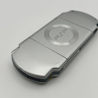Sony PSP 2000 Ice Silver PSP-2000IS