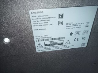 Tv Samsung 65 Smart TV en caja