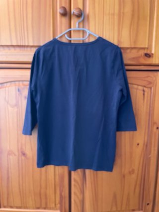 Camiseta Christian Berg azul con erizos