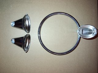 Set toallero aro y 2 soportes cónicos