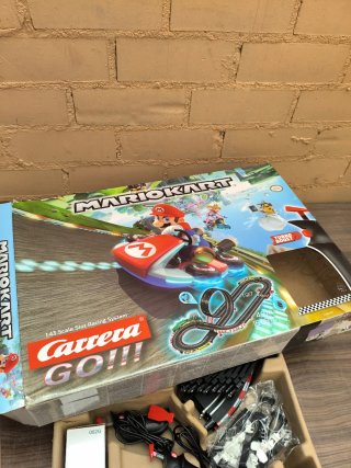 Carrera GO!!! Mario Kart 8 Slot Racing