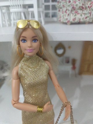 Barbie Made to Move