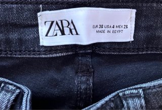 Pantalón vaquero Zara slim fit negro Talla S