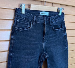 Pantalón vaquero Zara slim fit negro Talla S