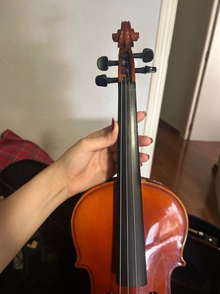 Violín 4/4 con estuche, arco y hombrera
