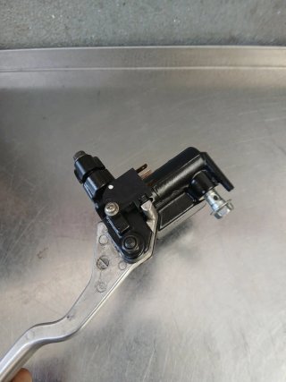 Bomba Freno Izquierda Suzuki Burgman 125 2014