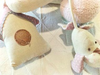Juguete espiral para cuna o cochecito
