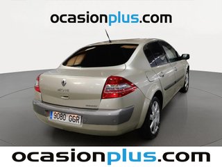 Renault Megane Sedan Dynamique 1.6 83 kW (110 CV)