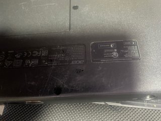 Portátil Acer EX2640 para repuestos
