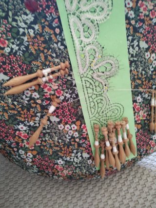 Mundillo redondo 55cm con puntilla
