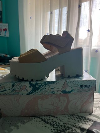 Sandalias Mustang Plataforma Mostaza
