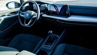 Volkswagen Golf familiar negro