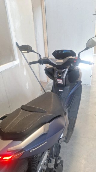 Keeway Vieste 125 Maxi Scooter Azul