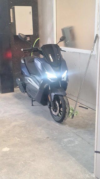 Keeway Vieste 125 Maxi Scooter Azul