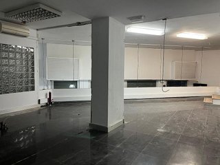 Local comercial en alquiler en Torrent Ballester en Viladecans