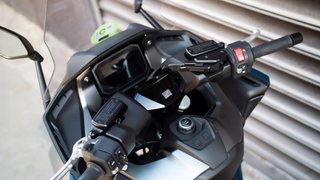 HONDA Forza 750