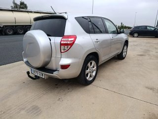 Toyota RAV4 2011