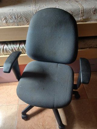 Silla de oficina ergonómica
