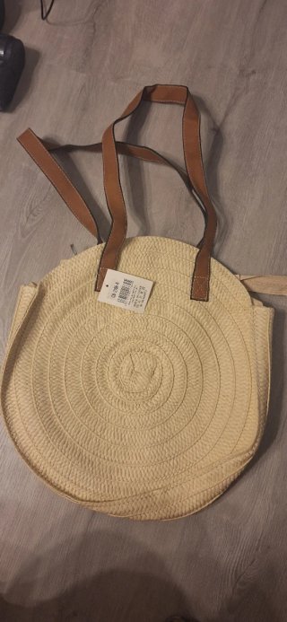 Bolso redondo de mimbre