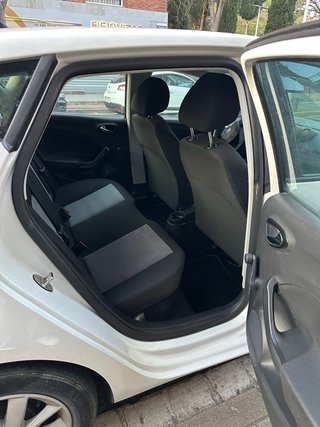 SEAT Ibiza Blanco