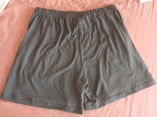 Pantalón corto gris nuevo sin etiqueta talla L