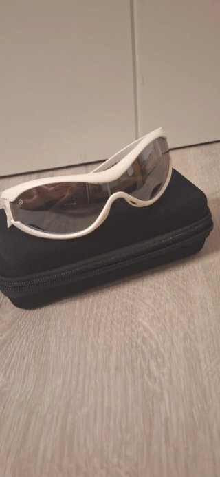Gafas de nieve blancas