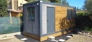 Caseta panel sándwich