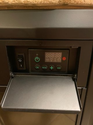 Caminetto elettrico effetto pietra e legno