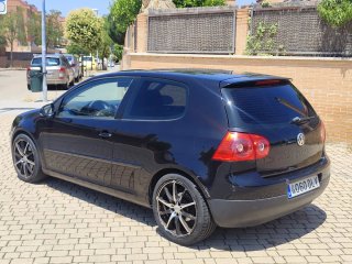 Volkswagen Golf 2005