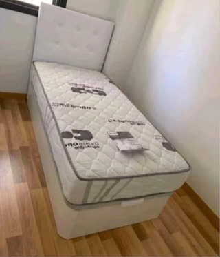 Canapes i colcones nuevos a estrenar