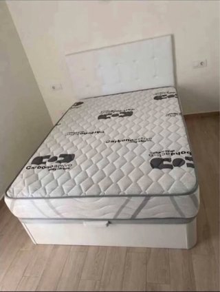 Canapes i colcones nuevos a estrenar