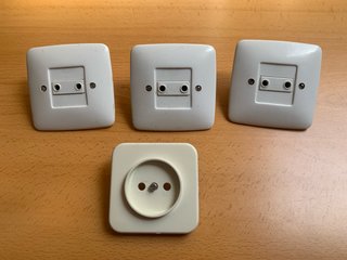 Carcasa Enchufe Blanco (3uds)