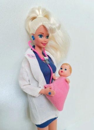 Barbie Doctora 1993 con Accesorios