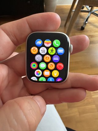 Apple Watch Series 8 45mm Plata