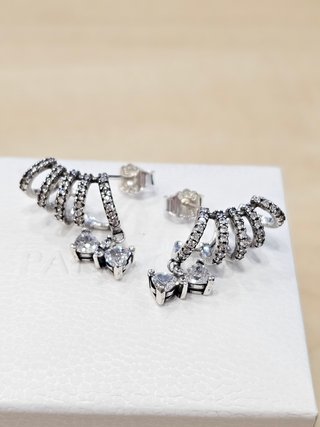 Pendientes Pandora Trepadores Lazo Los Bridgerton+