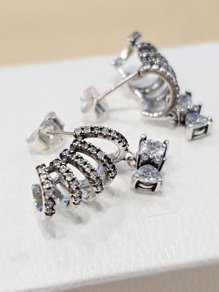 Pendientes Pandora Trepadores Lazo Los Bridgerton+