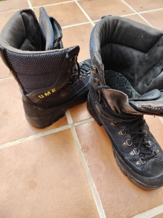 Botas Chiruca UME Gore-Tex Negras/Azules impecable