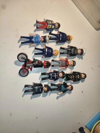 Playmobil figuras y moto 10€/unidad