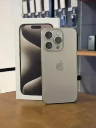 IPHONE 15 PRO 128GB TITANIO BATE. 100%