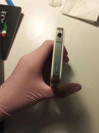 iPhone 4 Blanco - No Comprobado
