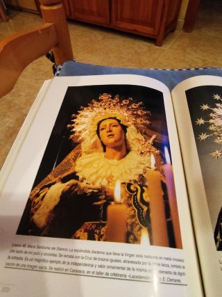 Libro imaginería procesional de la Semana Santa