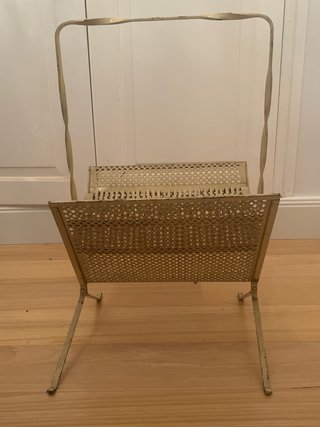 Revistero Mathieu Mategot Beige