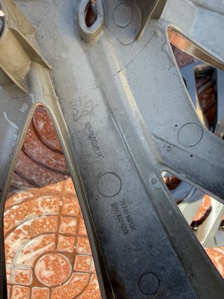 4 Tapacubos Peugeot 16 Pulgadas