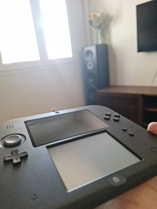 Nintendo 2DS Negra/Azul + Cargador