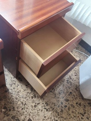 Cómoda de madera natural 90x50x36